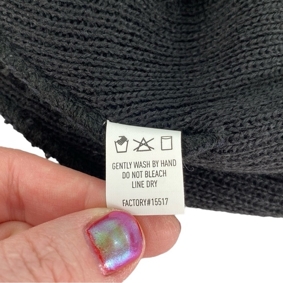 Adidas Originals Trefoil Black Womens Fit Knit Beanie - Picture 7 of 11